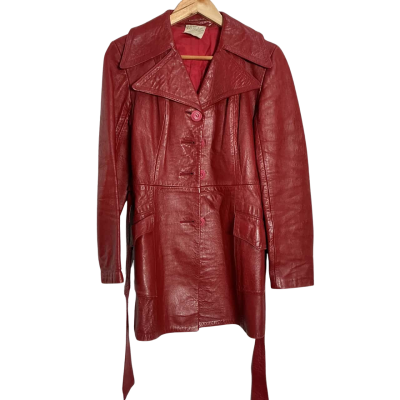  Womens vintage Size 8 (vintage 10) Leather Jacket Red 