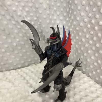 Bandai S.H.MonsterArts Gigan 2004 Great Decisive Battle Ver. Action Figure
