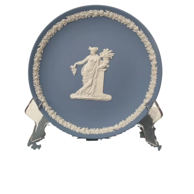 Wedgwood 6.5 inch Plates x 3. White on Blue 