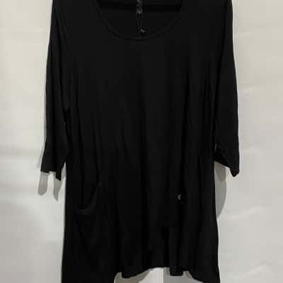 Womens  TS  3/4 Sleeve Shirt Black  Size 16