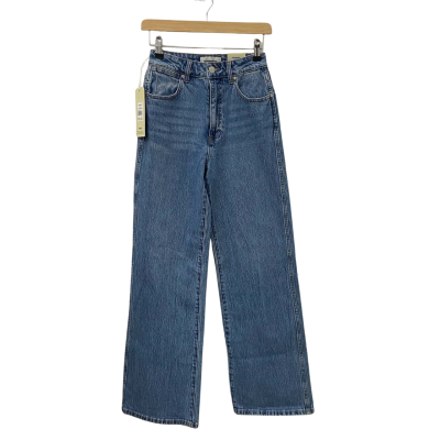 Wrangler Womens  Size 5 R Wide Leg Jean Blue 