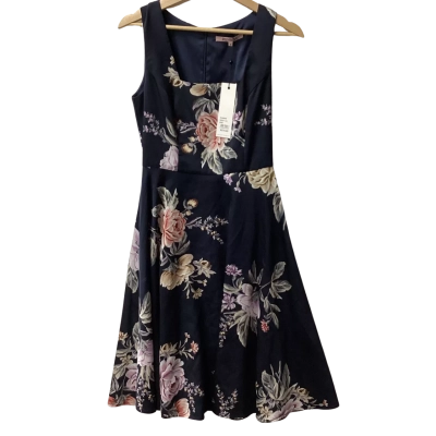 Review Womens  Size 10 Casual Dress J