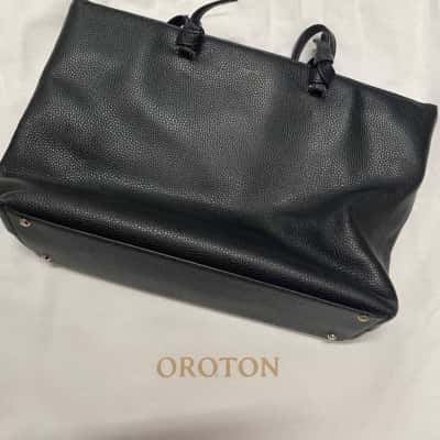 Oroton Womens Black Handbag 