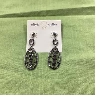  Womens Earrings glass stones
