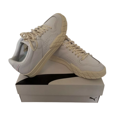 Puma Womens  Size 5.5 Sneakers White 