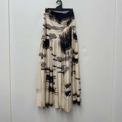 Ginger & Smart Womens  Size 6 Maxi silk  Skirt Brown / Cream 