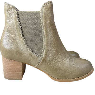 Midas Belle  Size 41 Khaki Boots