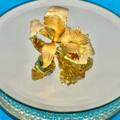 Vintage Cerrito Original 1980’s Gold Orchard Brooch 