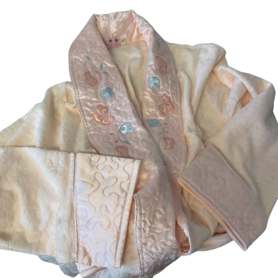  Qianchun Womens  dressing gown- Size XL Peach / Pink  