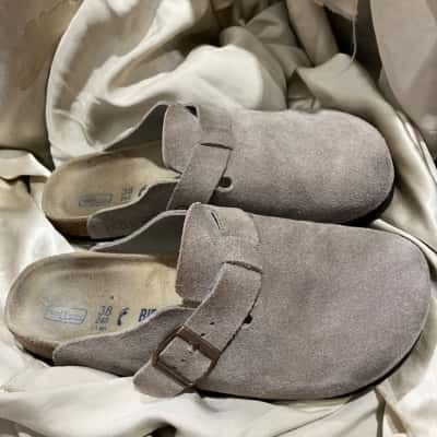 Birkenstock Womens  Size 38 Sandals Grey 