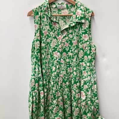 Valeria Label Womens green floral sleeveless tiered dress Size 14 