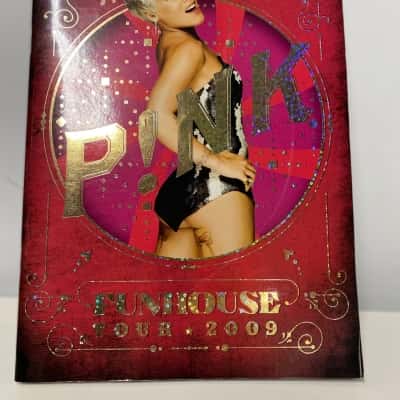 Pink Funhouse Tour 2009 Programme Book