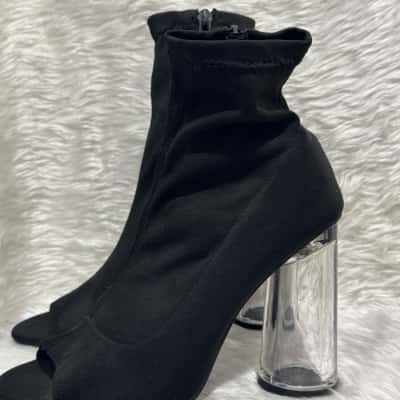  Womens  Size 37 Boots Black 