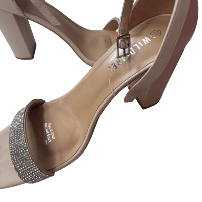 Wildfire  Womens  Size 10 shoes