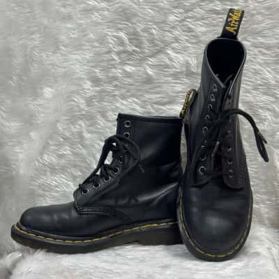 Dr Martens Womens  Size 5 Boots Black  / Yellow 