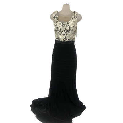 Mr K - Womens  Size 12 Bridesmaid Dress / Formal Dress / Sleeveless Dress  Black  / Cream 
