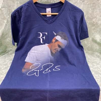 Gildan  Mens  Roger Federer Size M Short Sleeve T-shirt Blue 