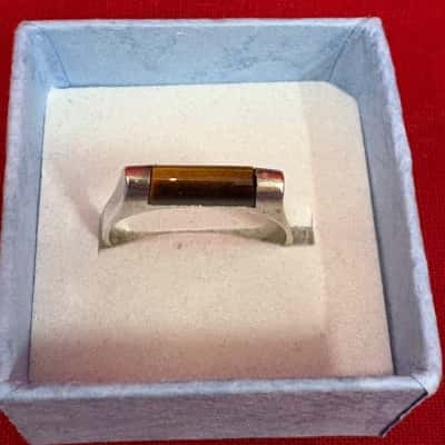  Women's 925 Silver Ring featuring a Tigers Eye Gemstone 
