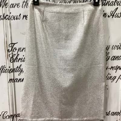 Paint It Red Womens Size XS Pencil Skirt Champagne with gold metallic thread 