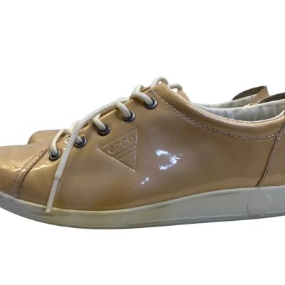 Ecco Kids Shoes Size 4 / 5 Peach 