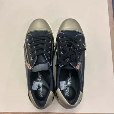 Taking Shape Womens  Size 40 Black  / Gold 