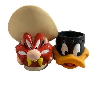 Two KFC Looney Tunes Plastic Mugs from the 1990s