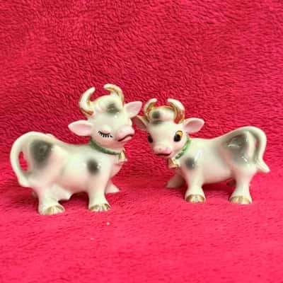 Vintage Cow Salt and Pepper Set