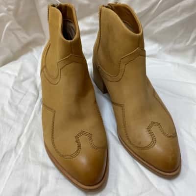 Mimco Womens  Size 30 Boots Brown 