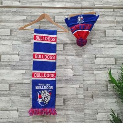 AFL Western Bulldogs Scarf and Beanie Set  Size One Size Blue / Red / White 