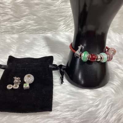  Womens Charm Bracelet Multicoloured 