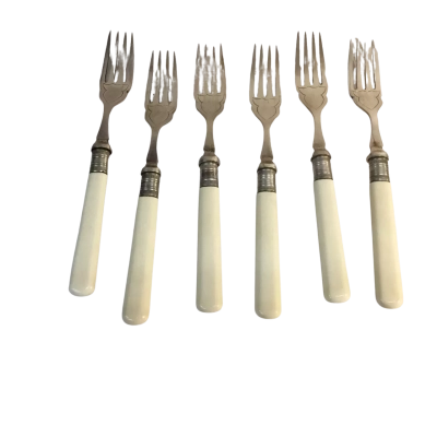 Vintage Forks x 6 as pictured
