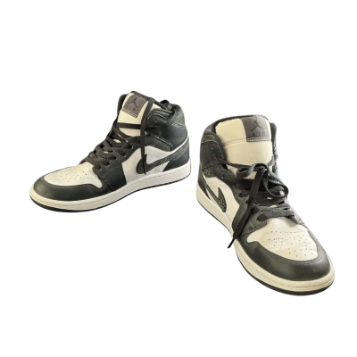 Nike Air Jordan  Size 41 Hi top Sneakers Black  / Grey / White 