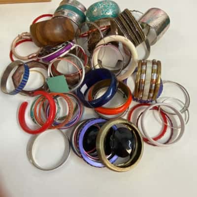 Womens Asstd bag of Bracelets/Bangles 1Kg