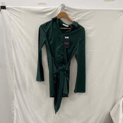  Womens  Size 6 Mini Dress Green 