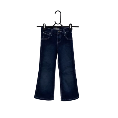 Kids Wrangler Blue Jeans With Silver Details On The Pockets Size 5 
