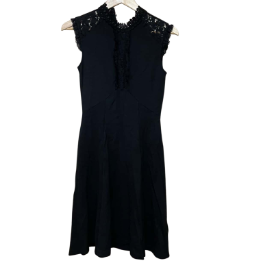Review Black Dress - Size 6
