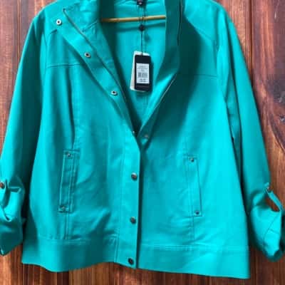 Maggie T  Size 20 Teal green lightweight jacket new 