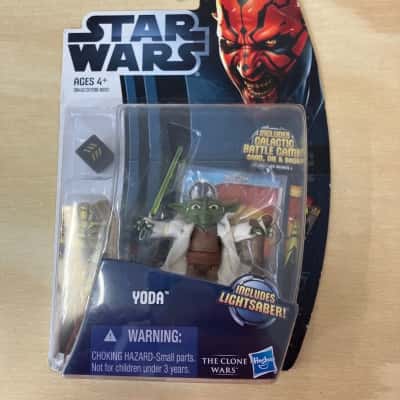 Star Wars yoda action figure 