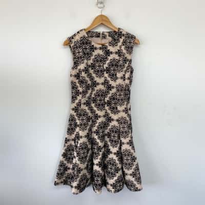 Liz Jordan Beige Black Velvet Design Panel Dress  Size 8 