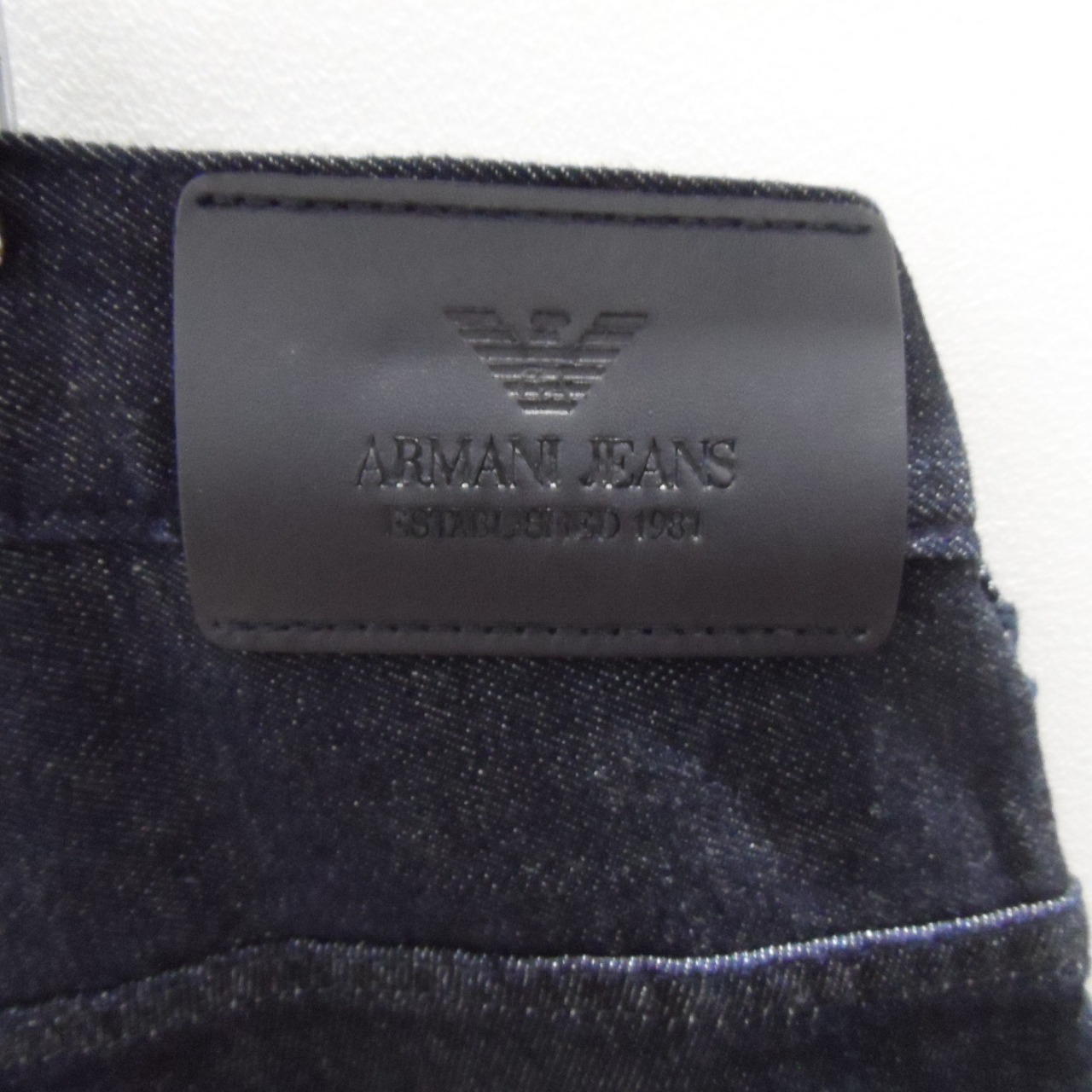 Armani Jeans J28 Mens Size 32 Slim Fit Jeans Indigo Blue New with Tags