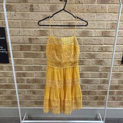 Forever New Womens yellow patterned dress Size 10 