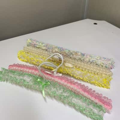 crochet-covered clothes hangers X5