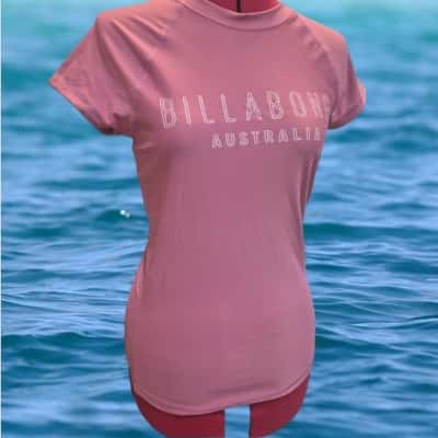 Billabong Womens  Size 12 T-Shirt for swimming Pink  