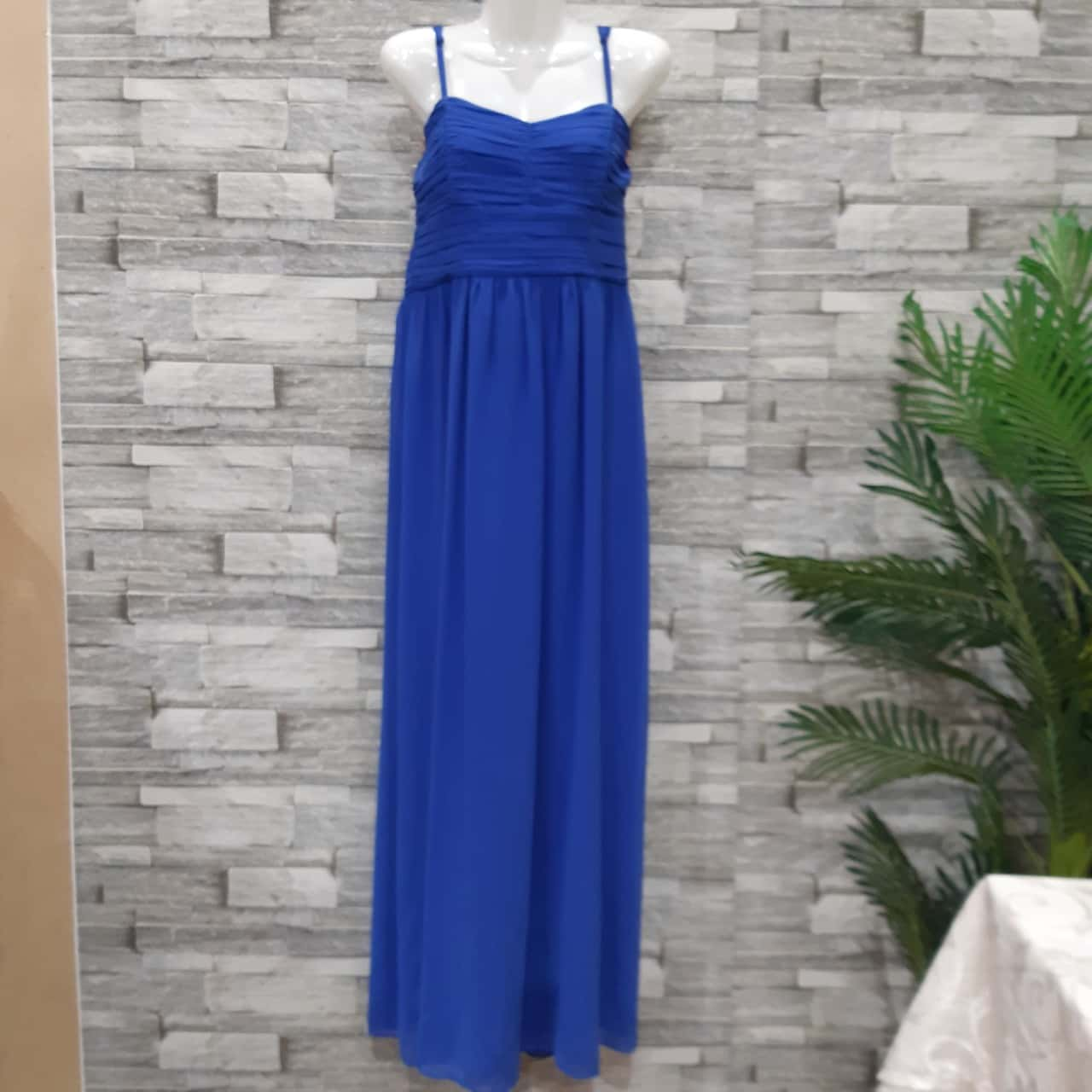 Size 14 formal outlet gown