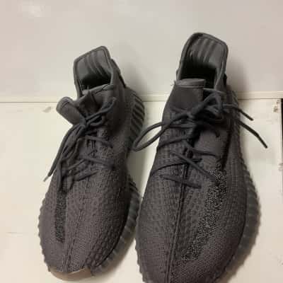 Adidas Yeezy boost Mens  Size 11.5 Sneakers Grey 