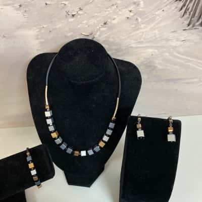 Coeur De Lion Bracelet / Earrings / Necklace Set