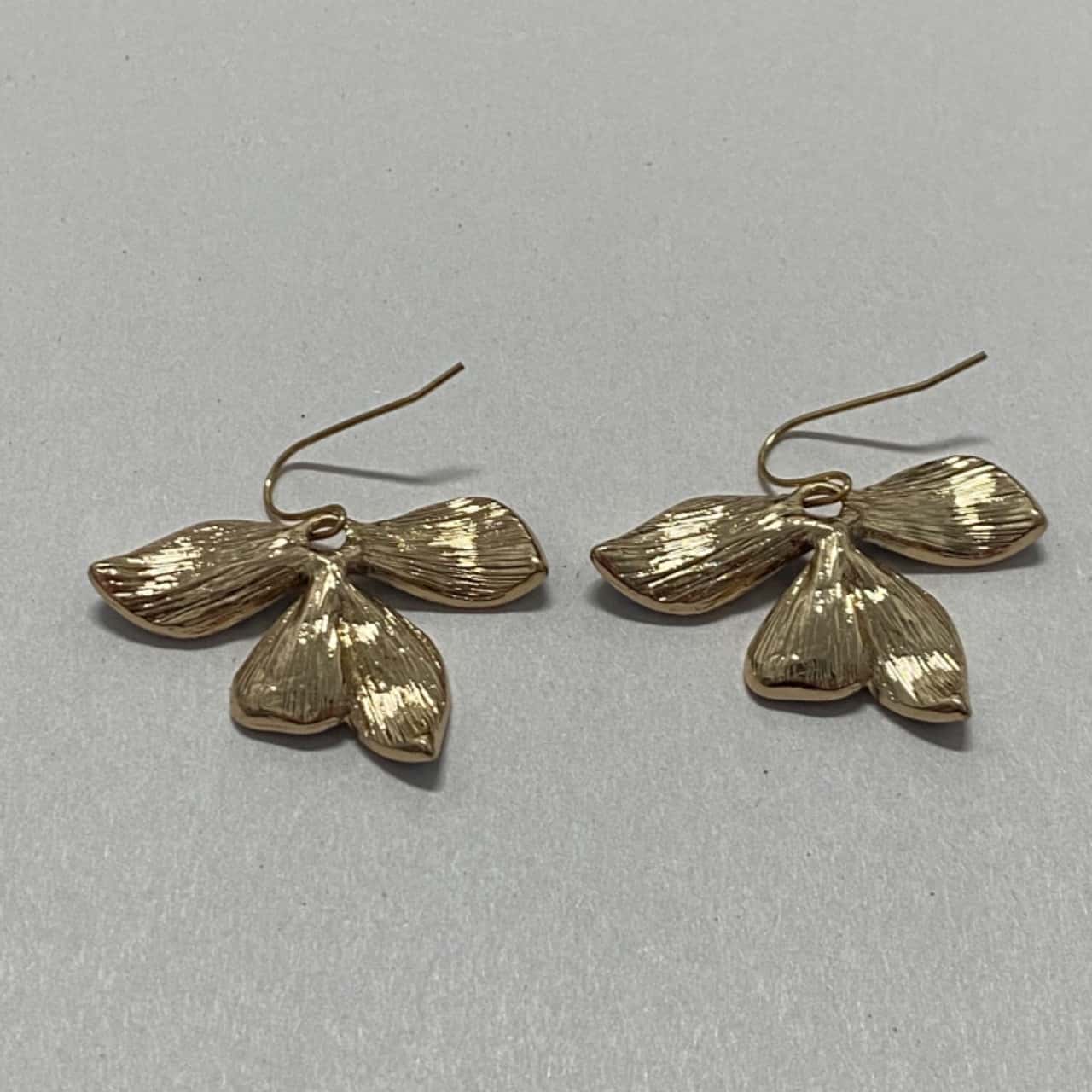 Gold Tone Black Flower Drop Earrings(s)