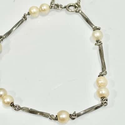 Vintage Silver Twist /Pearl Bracelet 