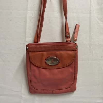 Fossil bag 