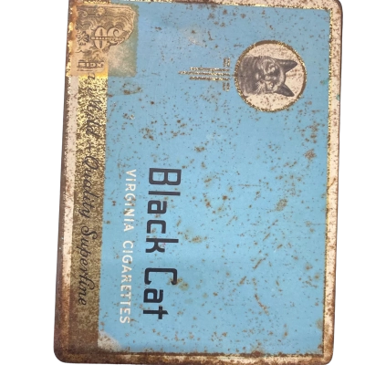1940’s ‘Black Cat’ Virginia cigarettes tin. 15x11cm